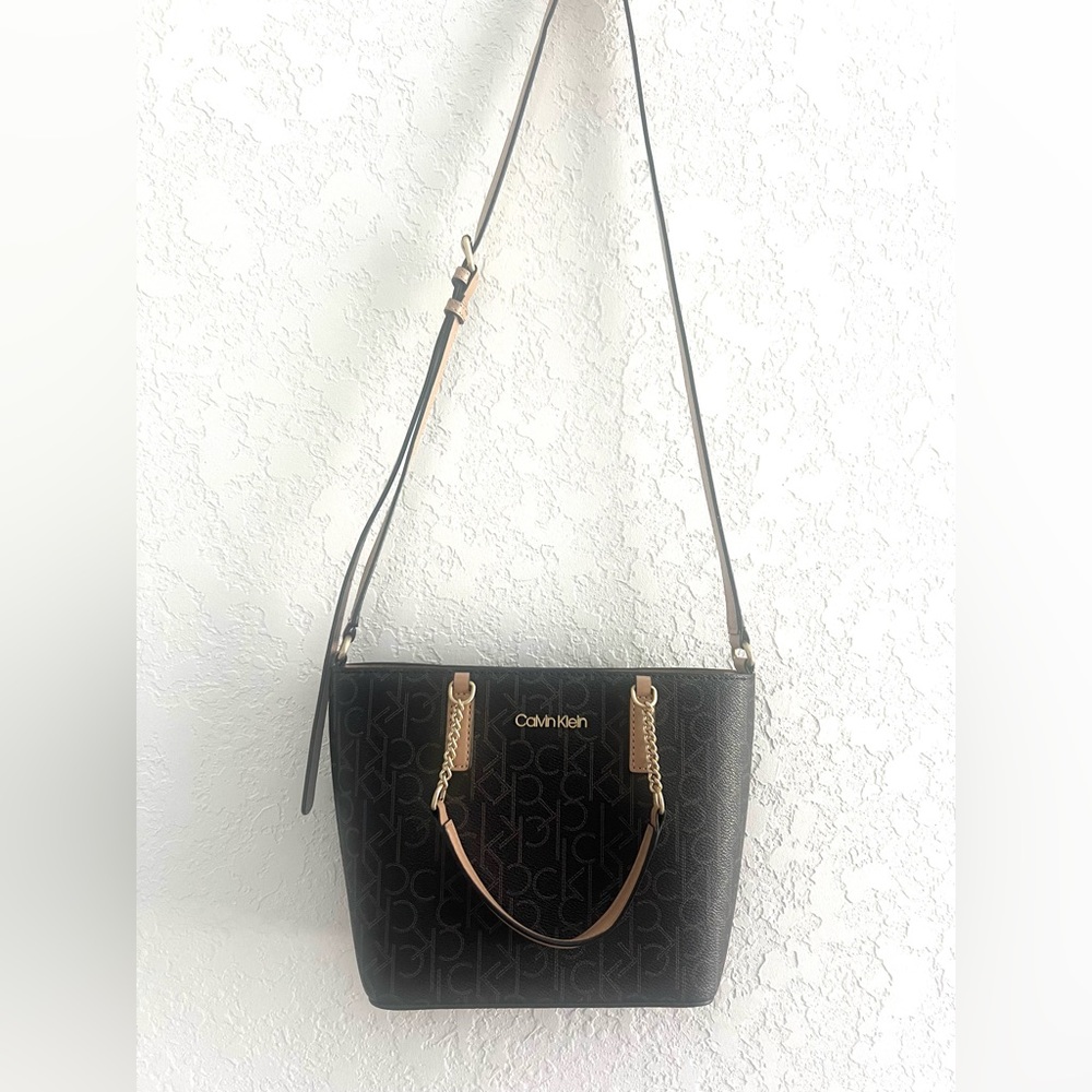 Calvin Klein Leather Crossbody Bag